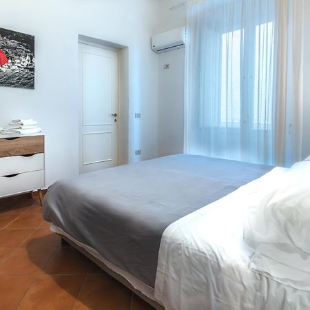 Apartment Giuliani Sorrento Bagian luar foto