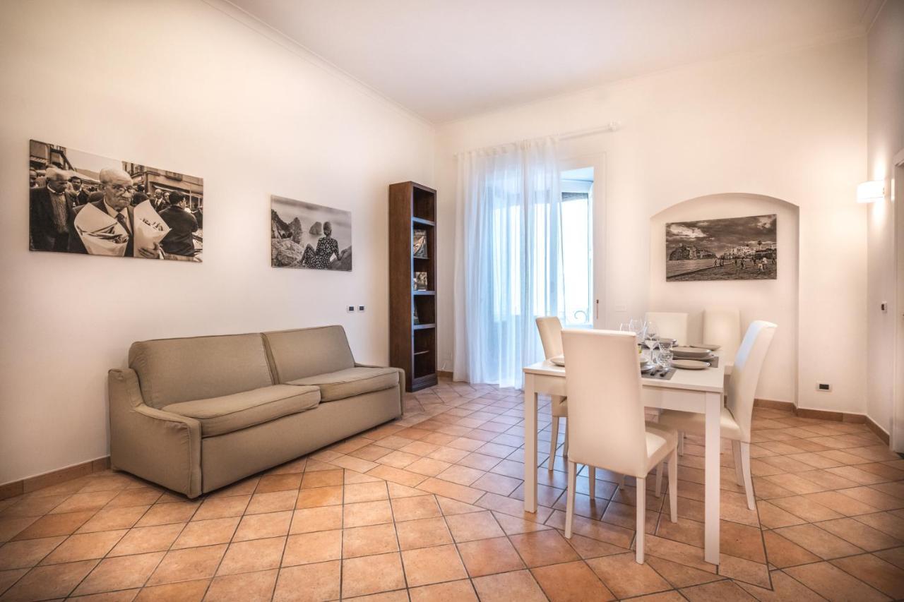 Apartment Giuliani Sorrento Bagian luar foto