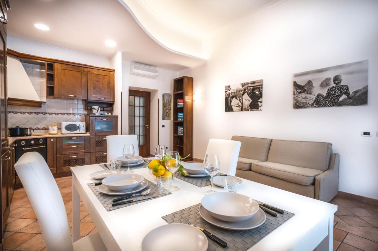 Apartment Giuliani Sorrento Bagian luar foto